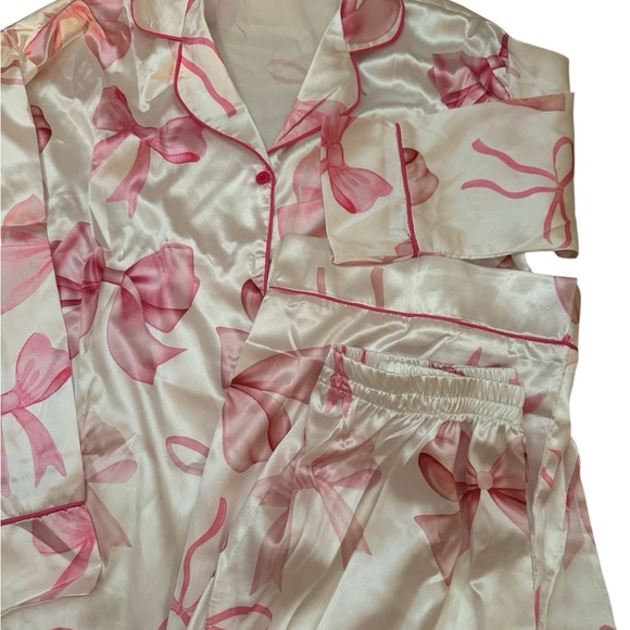Elegant Pink Bow Pajama Set - Picture 3 of 6